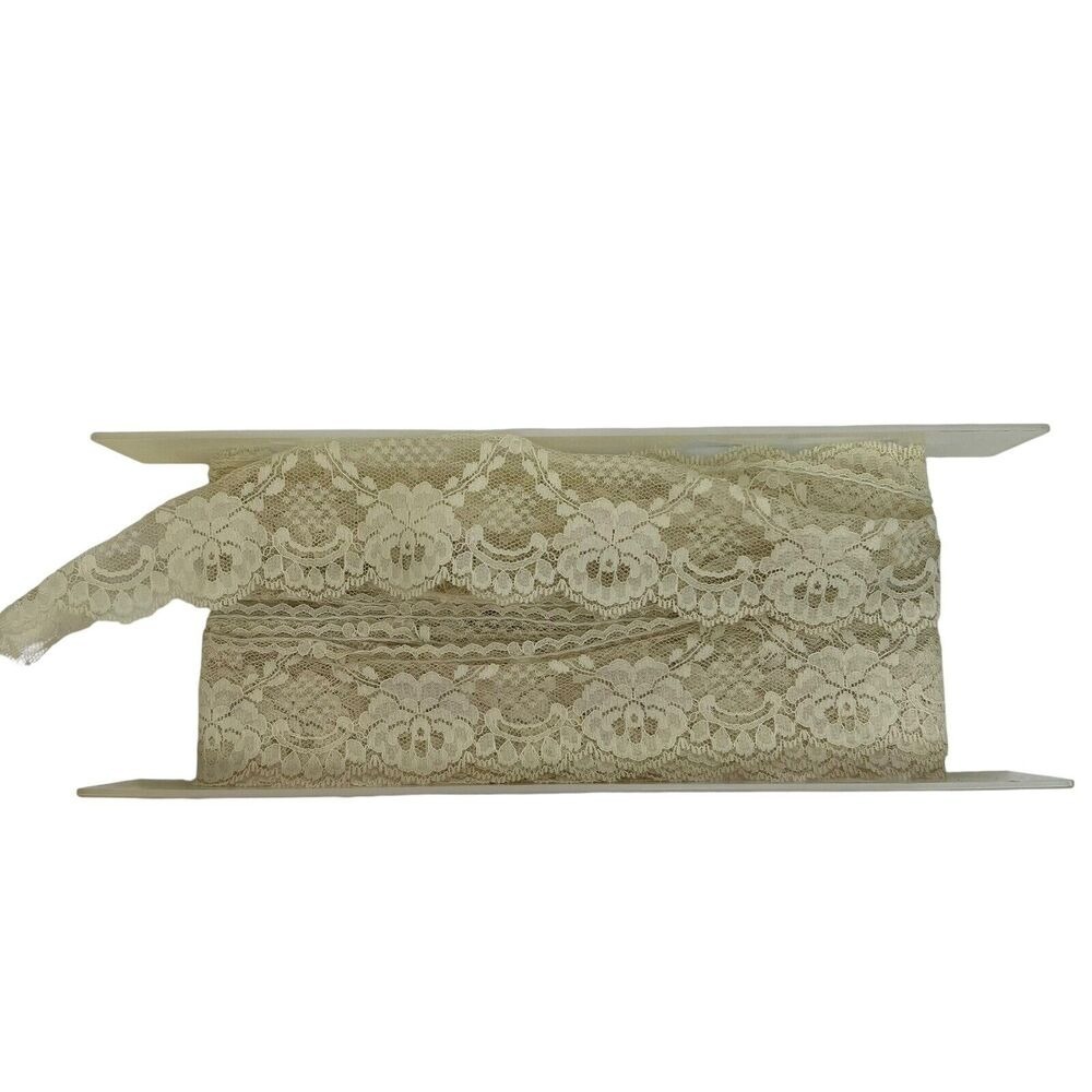 Wright's Roll Of Vintage Lace Wired Ribbon 2 inch Beige Polyester Made In USA